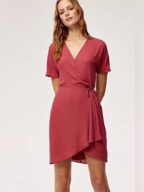 41. Aritzia Babaton Small Wallace Wrap Dress